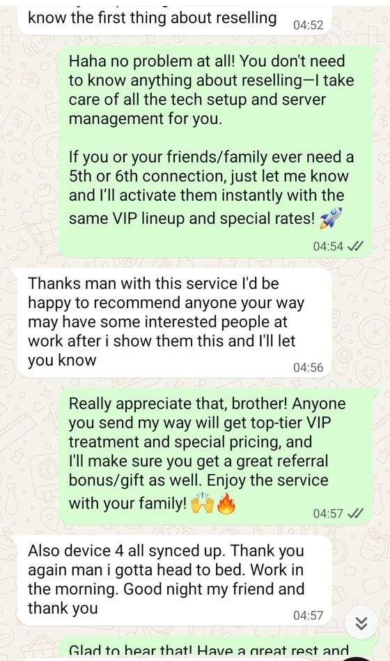 Screenshot of a WhatsApp conversation with a IPTVPub customer